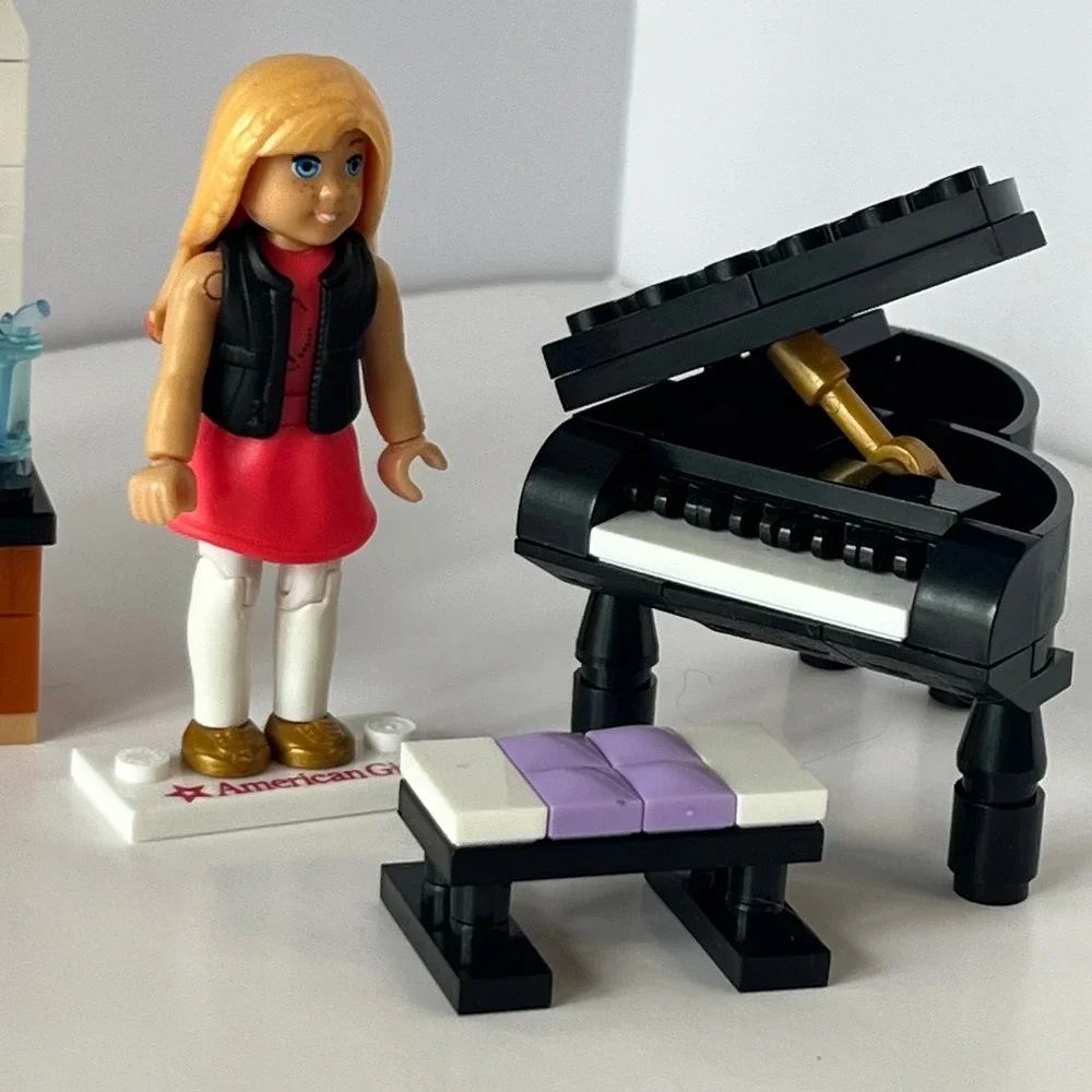 Mega Construx American Girl Isabelle's Dance‎ Studio FDY90 Building Set Piano